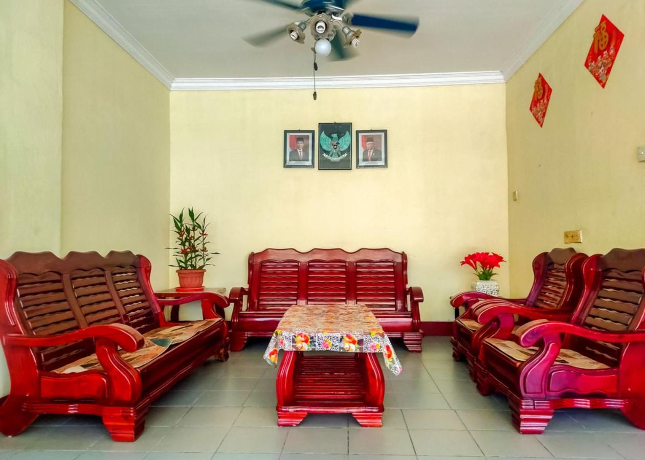 Oyo 3372 Hotel Pelita Terang Нагоя Экстерьер фото